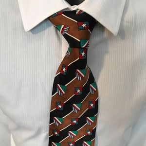 OSCAR DE LA RENTA SHEILDS & STRIPES NECK TIE